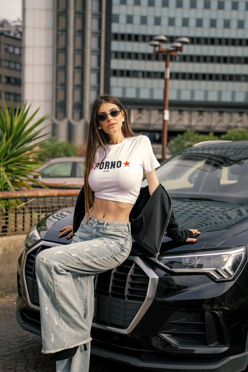 Baby Tee “DIVA” P*rno White - immagine 6