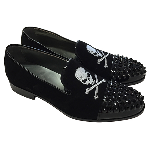 Slippers con borchie e ricamo teschio - immagine 6