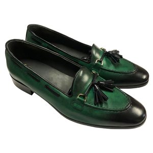 Mocassino in vitello con nappine personalizzabili