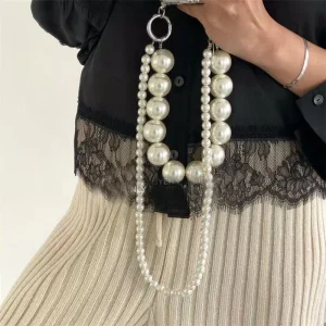 Pearl Chain Mobile Phone Case transparent