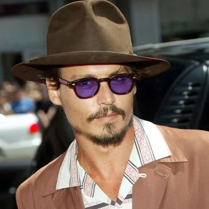 vintage frame sunglasses