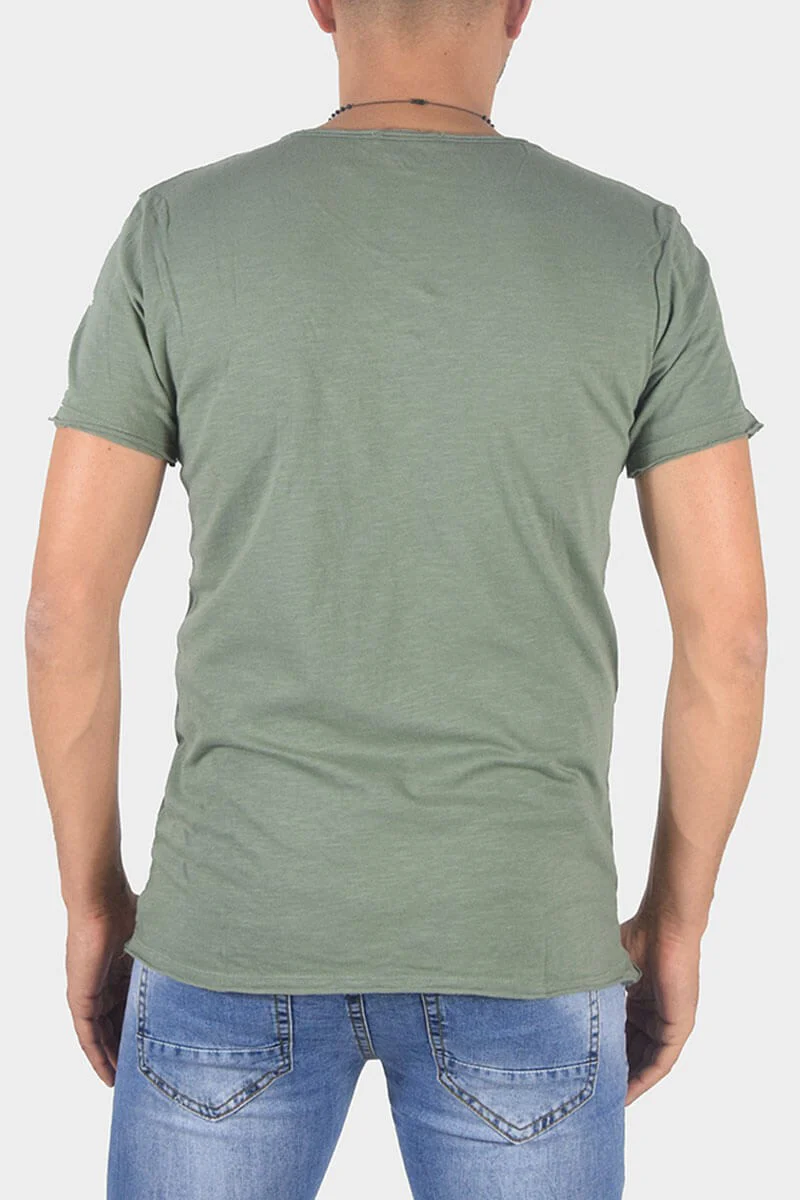 T-SHIRT CON COLLO A V - immagine 4