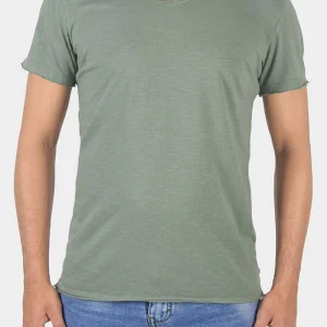 T-SHIRT CON COLLO A V