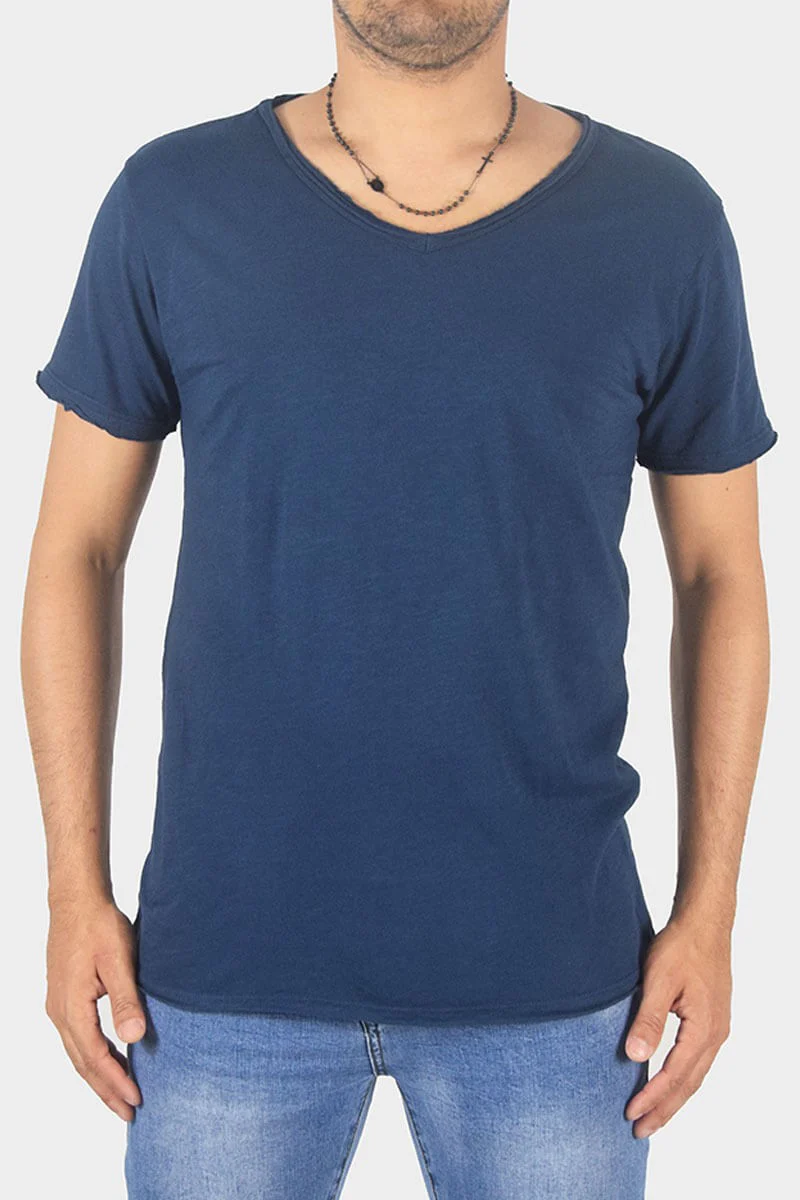 T-SHIRT CON COLLO A V - immagine 3