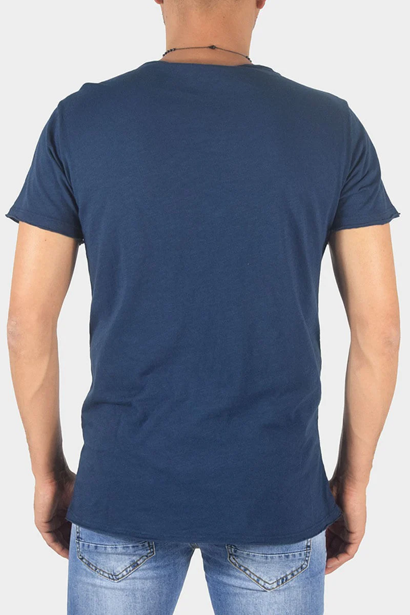 T-SHIRT CON COLLO A V - immagine 5