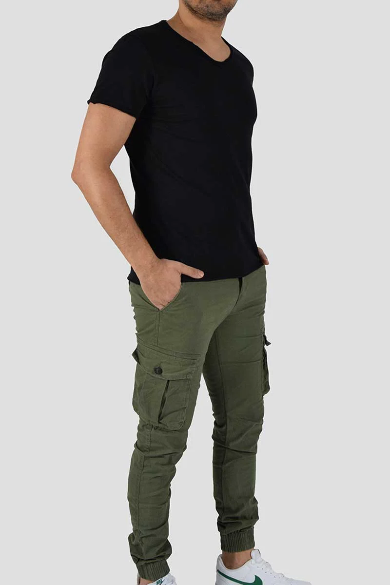 T-SHIRT CON COLLO A V - immagine 4