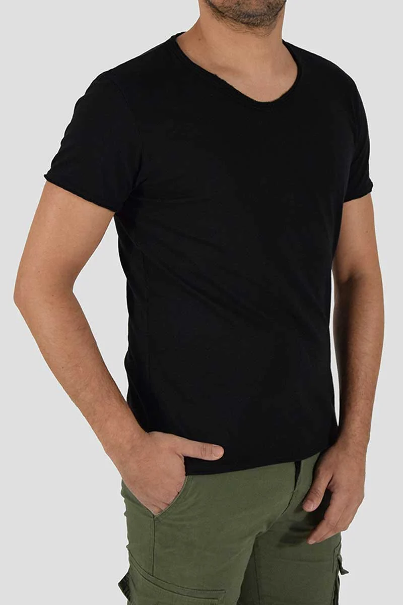 T-SHIRT CON COLLO A V - immagine 7