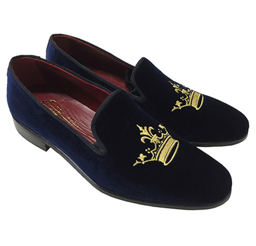 Slippers in velluto con ricamo corona - immagine 2