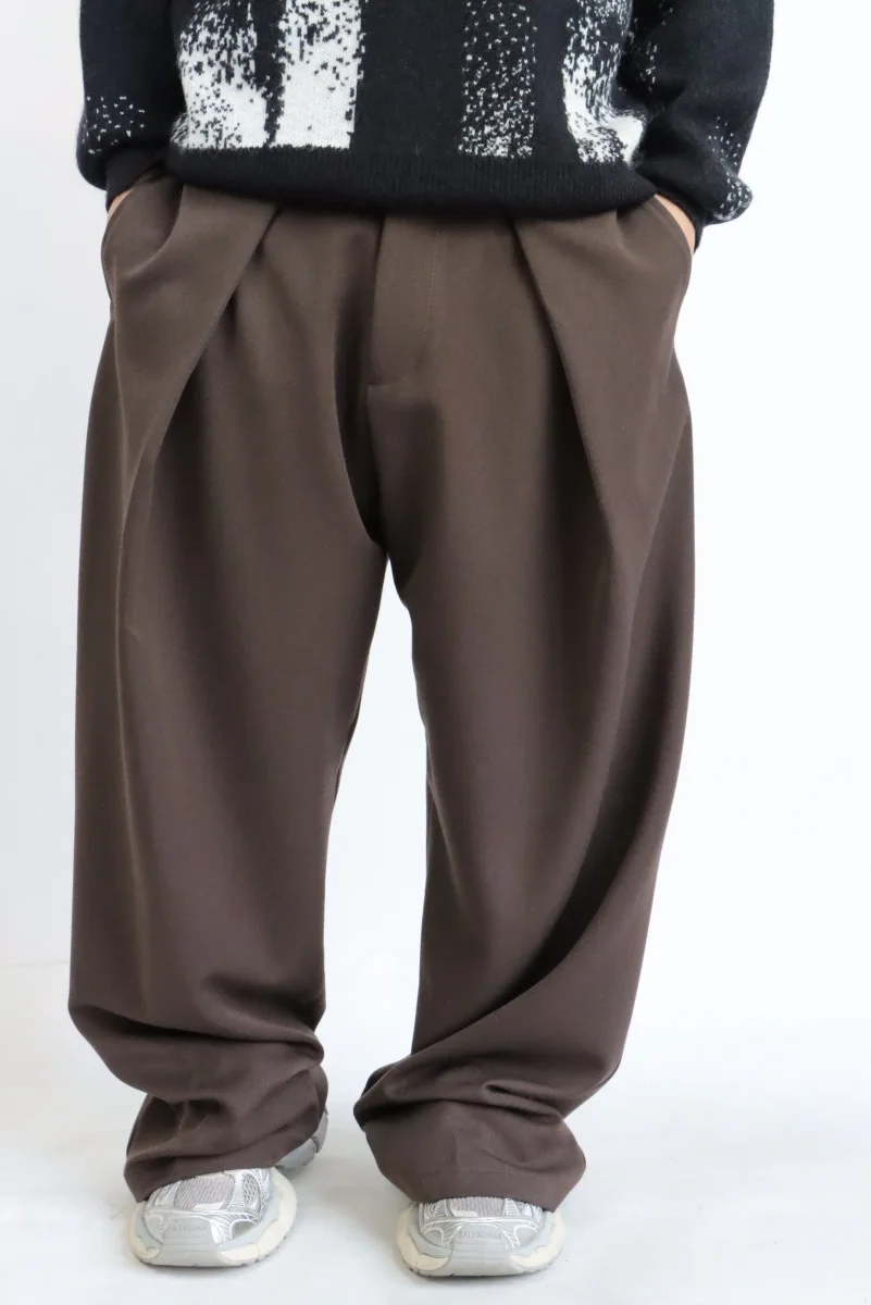 Pantalone baggy uomo marrone