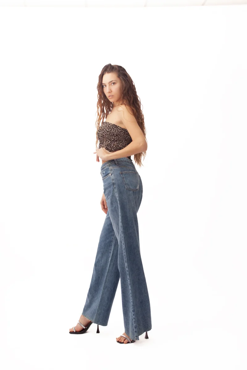 824 LAILA - immagine 4