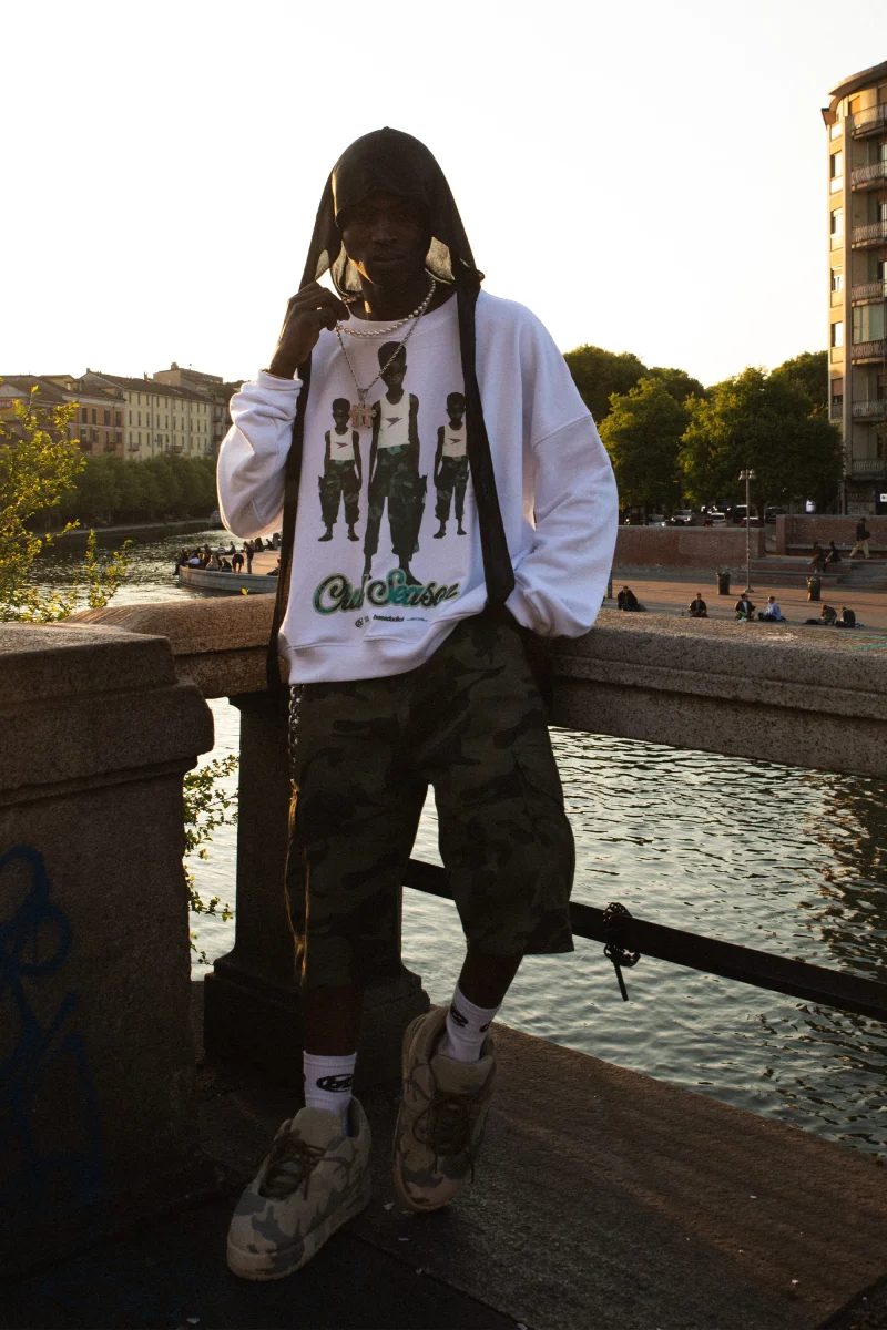 Crewneck "CRUEL SEASON" Cruel White - immagine 4