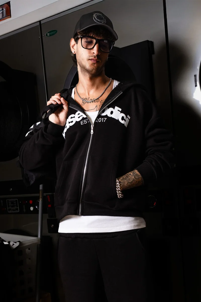 Look "COMFY" Front Logo Black/White - immagine 5