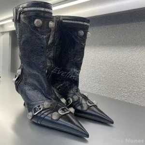 stivaletti neri in pelle con tacco