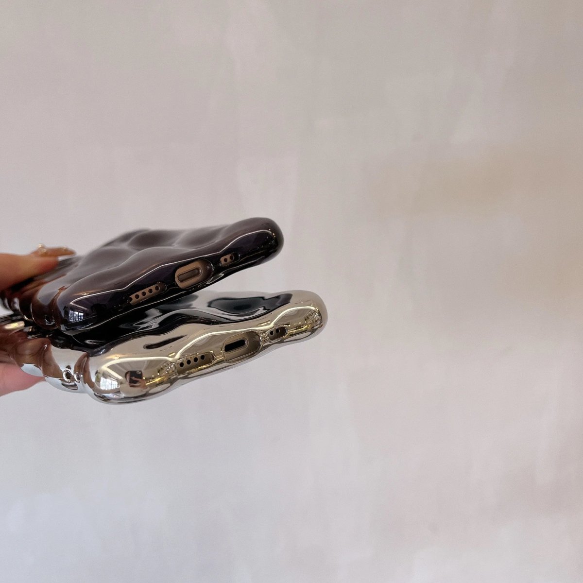 Cover Luxury Wavy 3D Meteorite Texture - immagine 6