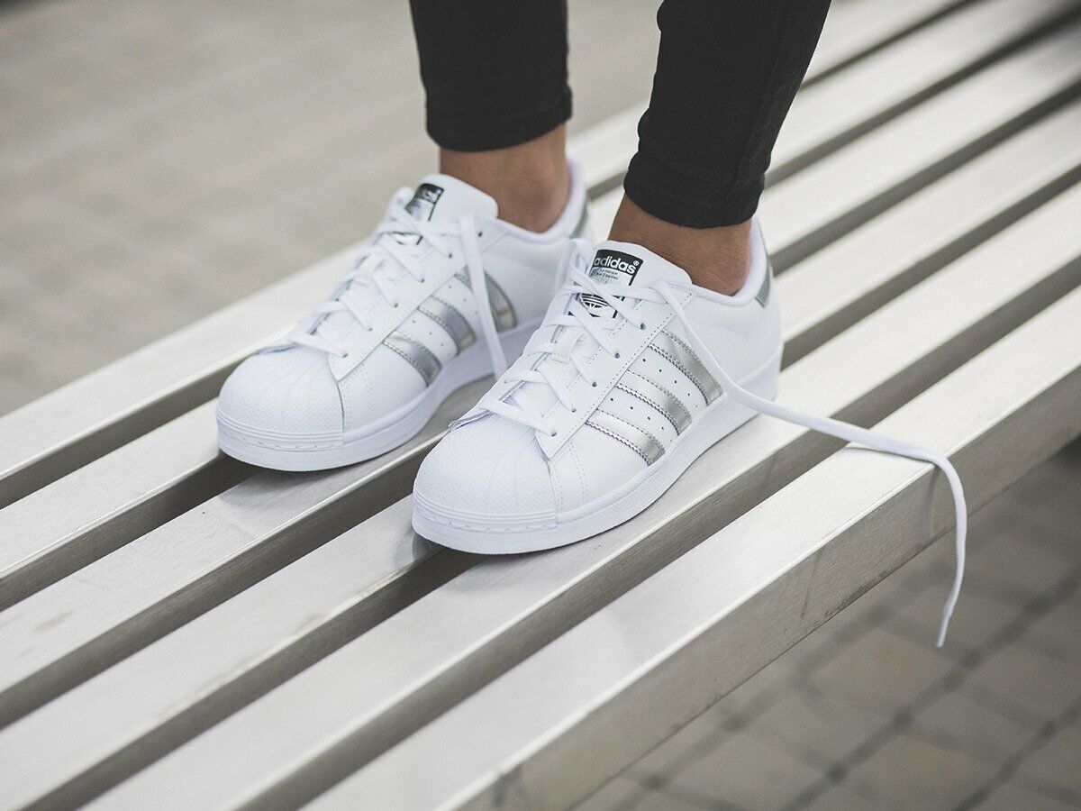 Scarpa da ginnastica adidas superstar w colore bianco argento - immagine 7