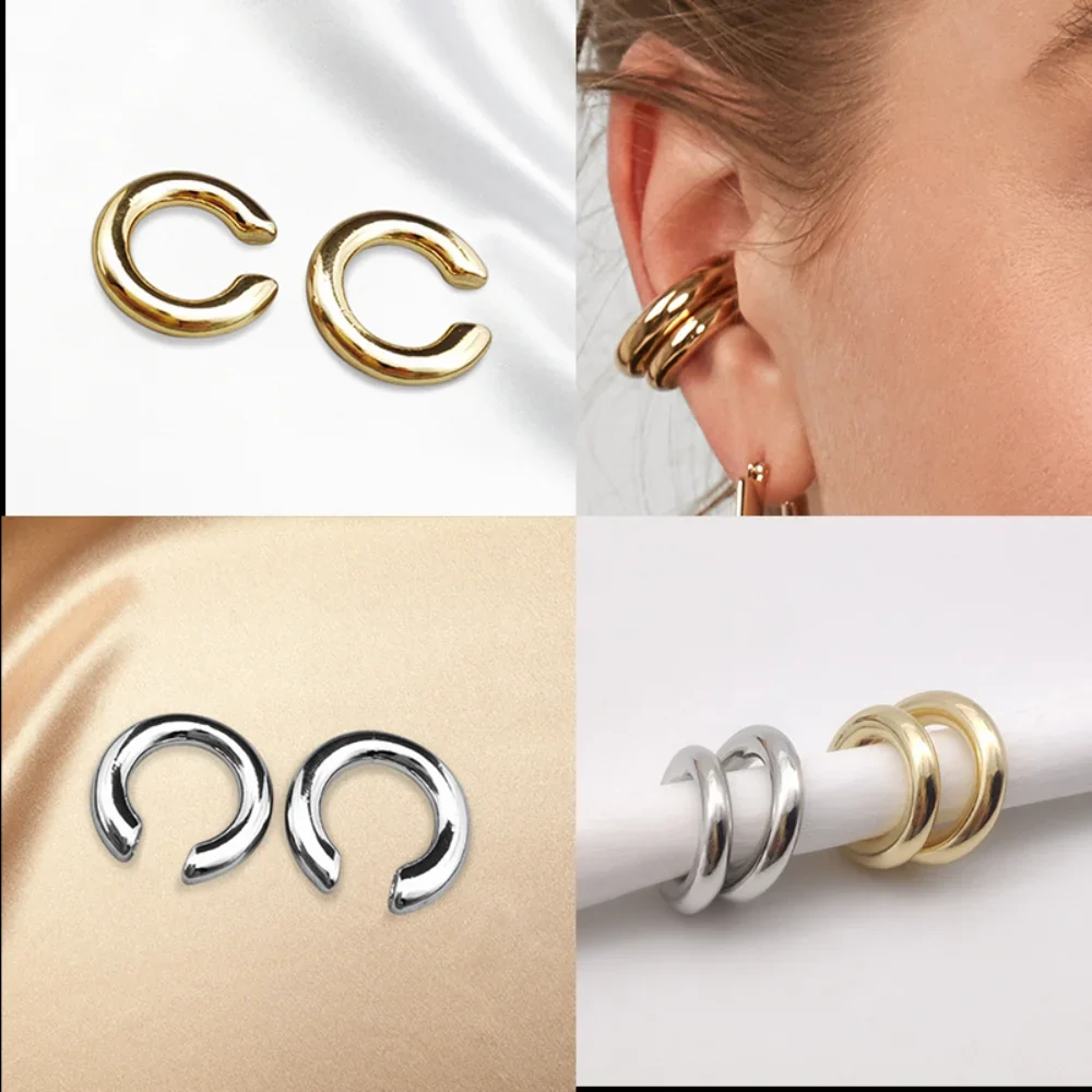 Minimalist Gold Color Round Earrings - immagine 3