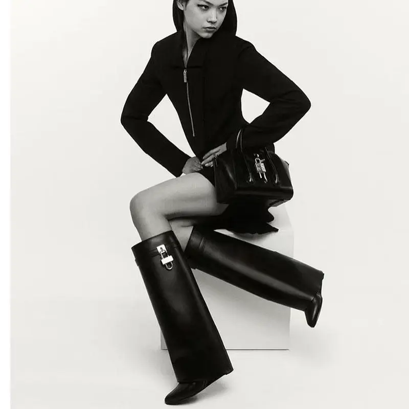 Stivale Lucchetto oversize Shark ecopelle lux best quality