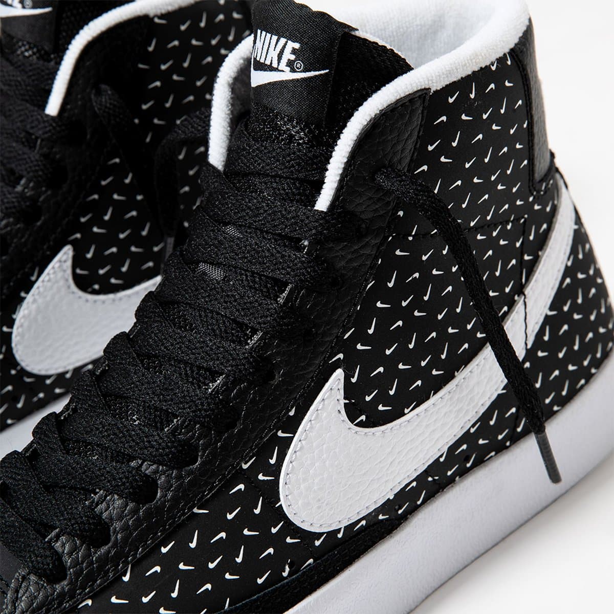 Scarpa da ginnastica donna Nike Blazer Mid 77 nera bianco DC9197001 - immagine 7